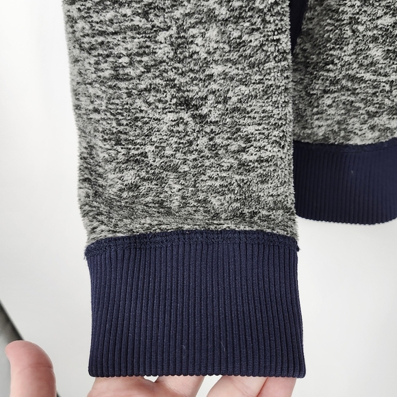 Abercrombie & Fitch Mens‎ 1/4 Zip Pullover Size L Gray Navy Fleece Pockets Warm - Picture 9 of 9